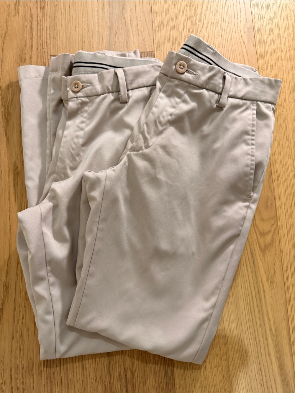 Lot of 2 Amazon Essentials Men's Slim-Fit Golf Pants - 28x30 - Light Beige
